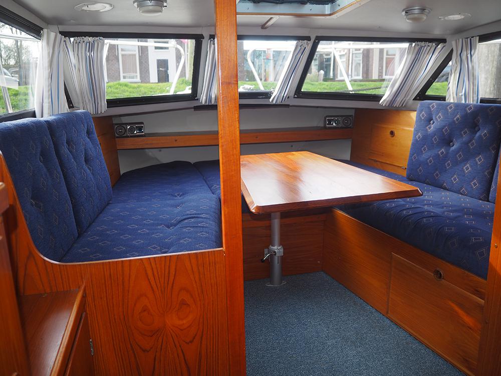 Fore ship, Accommodation